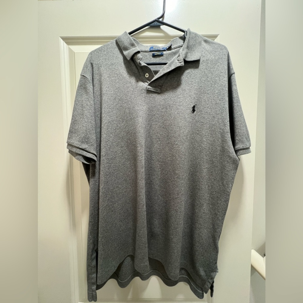 Men’s gray polo short sleeve